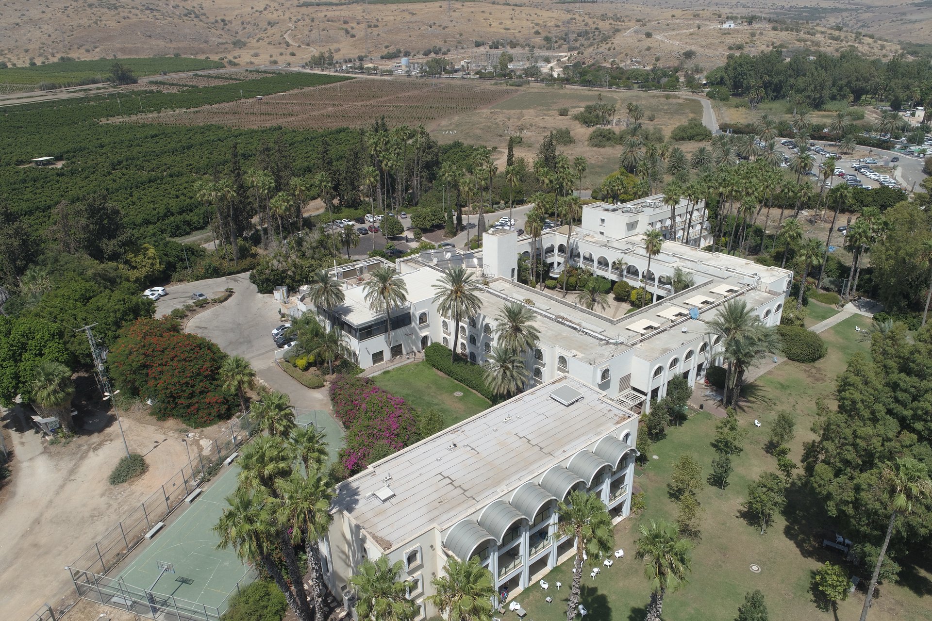 מבנה האכסניה