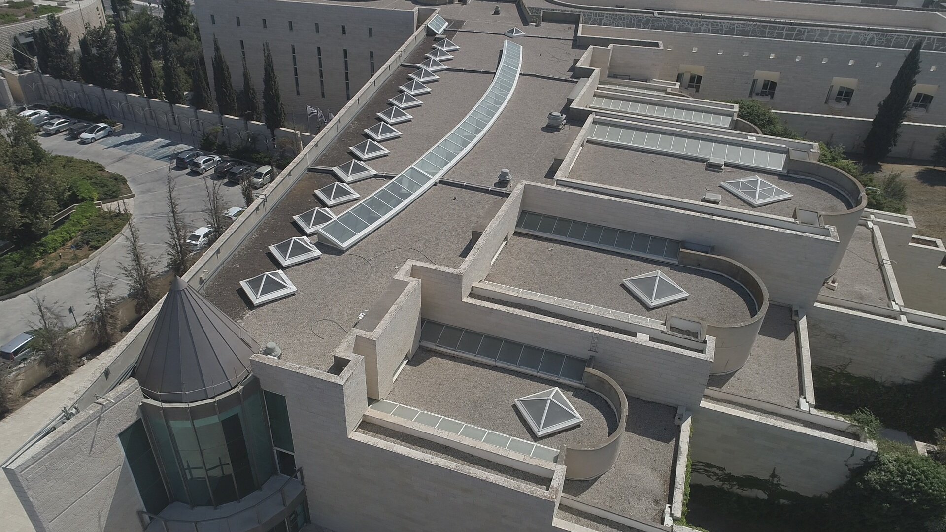 בית המשפט העליון פרט גג